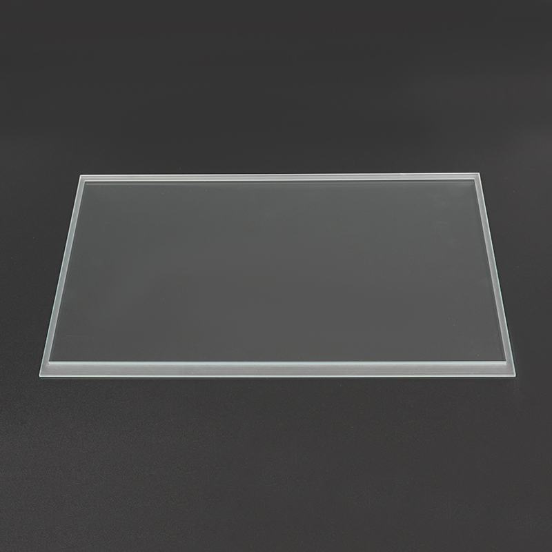 Verre optique incolore façonné